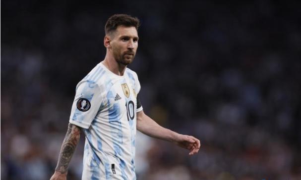 日产N8谍照！或定位中大型SUV，配中控+副驾双联屏，配置很高